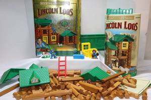 lot 7 image: Vintage The Original Lincoln Logs Building Sets wFigures and Instructions