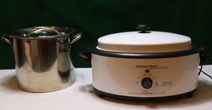 lot 93 image: Hamilton Beach Roaster Oven, 8-Qt Stainless Steel Stockpot