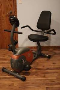 lot 115 image: Health & FitnessMarcy Recumbent Exercise Bike