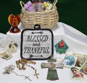 lot 64 image: Religious Spiritual Prayer Cards Rosaries Etc