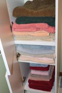 lot 76 image: Home EssentialsBath and Hand Towels Etc