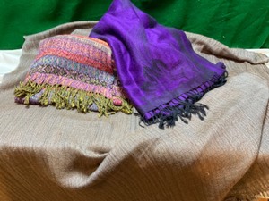 lot 105 image: Clothing Dress Accessories...Larger Neck Body Wrap Scarves
