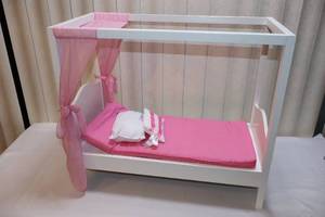 lot 130 image: Vintage-Style Canopy Doll Bed By Battat for Our Generation & American Girl Dolls