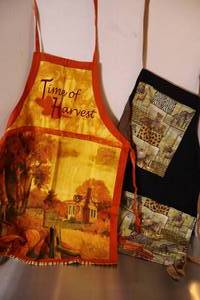 lot 166 image: Vintage Handmade Sewn Reversible Aprons
