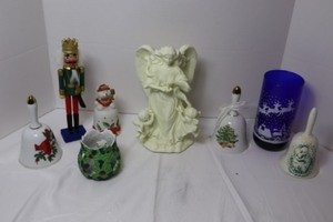 lot 208 image: Home DeCorChristmas Holiday Winter DeCor