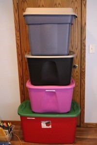 lot 263 image: Storage Totes