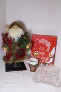 lot 211 image: Home DeCorChristmas Holiday Winter DeCor
