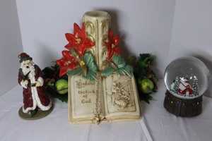 lot 249 image: Home DeCorHoliday Winter Christmas