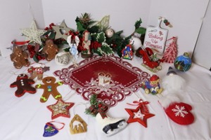 lot 246 image: Home DeCorHoliday Winter Christmas