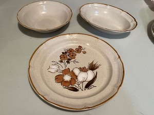 lot 20F image: Collectible Vintage Stoneware Dishes...