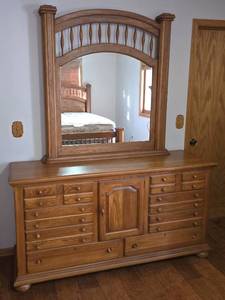 lot 14 image: Solid Oak Virginia House Bureau with Mirror