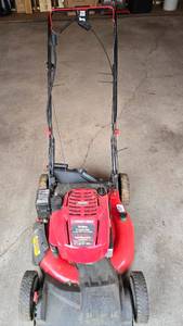 lot 128 image: Troy Bilt Lawnmower
