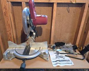 lot 131 image: Tool Shop 10 Compound Miter Saw