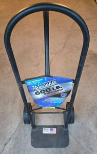 lot 141 image: New Hand TruckDolly
