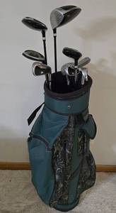 lot 159 image: Crospete Golf Bag & Pro Staff Clubs
