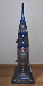 lot 161 image: Hoover Wind Tunnel Pro Vacuum