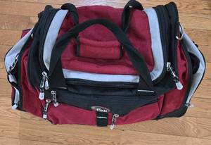 lot 166 image: Cal Pak Duffle Bag