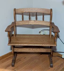 lot 77 image: Petite Oak Bench