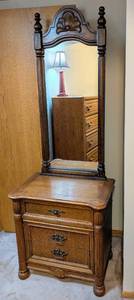 lot 87 image: Vintage Carved Oak Mirrored Dresser