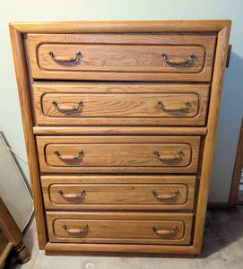 lot 9B image: Five Drawer Oak Dresser