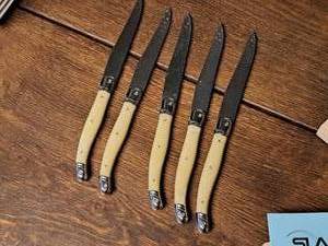 lot 933 image: Steak Knife Set 5-piece by Laguiole de Table with Wood Holder