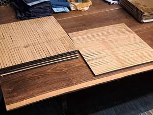 lot 1005 image: Lot of (6) 15 Wooden Square Chargers