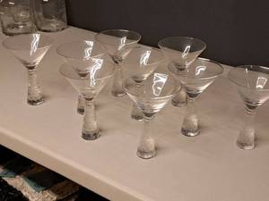 lot 1027 image: Lot of (9) 7-12 Glass Martini Glasses (Clear)
