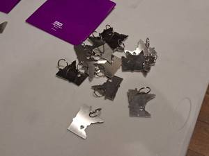 lot 1116 image: Lot of (15) Minnesota State theme Metal Key Rings