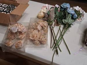 lot 1131 image: Lot of  Assorted Faux Flowers - Roses, Long Stem Roses