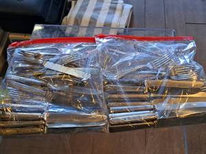 lot 1141 image: Lot of (2 Bags) Assorted Utensils - Knifes (x24), Forks (x24)