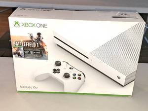 lot 153 image: Microsoft Xbox One Battlefield 1 Game Console