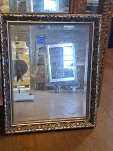 lot 267 image: Decorative Framed Wall Mirror 19-12x23-12