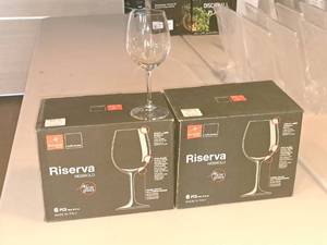 lot 1178 image: Lot of (2 Boxes) Riserva 16-12-oz Nebbiolo Glasses 6-count ( 12 total items )