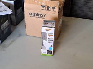 lot 1535 image: Lot of (6) Sunlite� Chandelier 7W 2700K CRI 80 Warm White Candelabra Base 120V LED Dimmable Bulbs