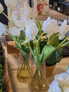 lot 1552 image: Lot of (3) Faux Flower Arragements in Vases - (2) 4x16, (1) 4-12x12