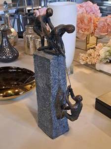 lot 1564 image: 8 Rock Climbing theme Statue