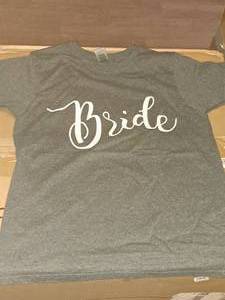 lot 1585 image: Lot of (9) Gildan� Ultra Cotton Size X-Large Womens T-Shirts (GreyWhite)