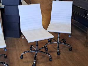 lot 285 image: Lot of (2) Padded Metal High-Back Rolling Office Chairs (White)