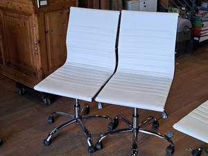 lot 288 image: Lot of (2) Padded Metal High-Back Rolling Office Chairs (White)