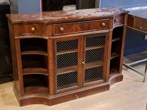 lot 161 image: Buffet Table