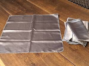lot 954 image: Lot of (10) Cloth Napkins 18x18 (Grey)