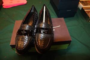 lot 9 image: Sesto Meucci Black Woven Leather Loafers - Size 8.5