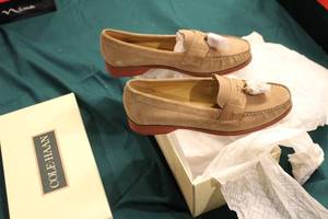 lot 11 image: Cole Haan Womens Sport Tassel Loafers, Size 8.5