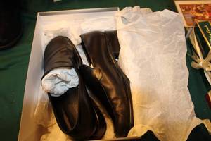 lot 19 image: Franco Sarto Black Leather Mens Shoes Size 8 12