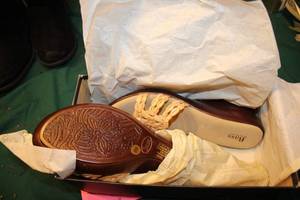 lot 25 image: Bass Prima Womens Size 9M Natural Woven Sandals