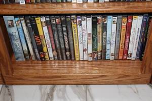 lot 128 image: Collection of 25 Assorted DVDs - Including The Illusionist, The Family Stone, and More