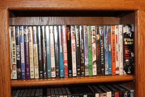 lot 145 image: Collection of 25 Assorted DVD Movies