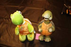 lot 165 image: Pair of Adorable Turtle Figurines and Plush Toy with Press-On Feature