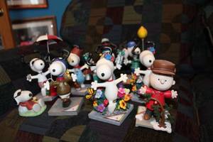 lot 244 image: Collection of Peanuts Character Figures with Holiday Themes