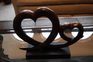 lot 275 image: Wooden Heart Sculpture on Stand